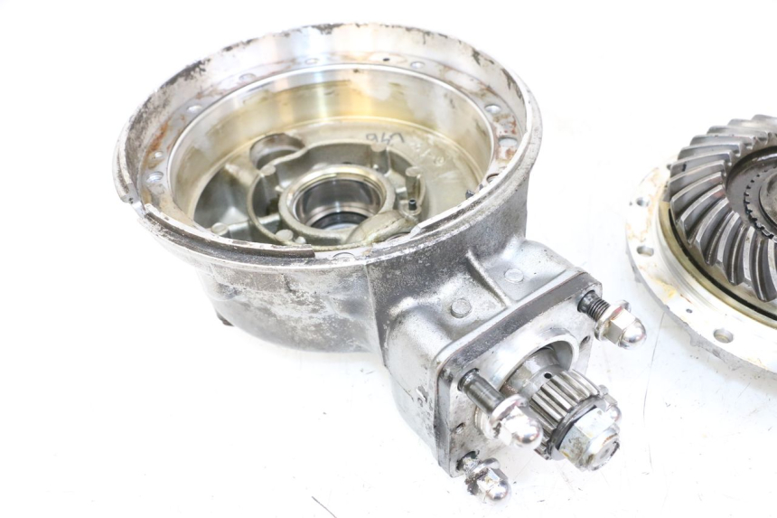 photo de REAR WHEEL SHAFT KAWASAKI GTR 1000 (1994 - 2004) - Checked used part