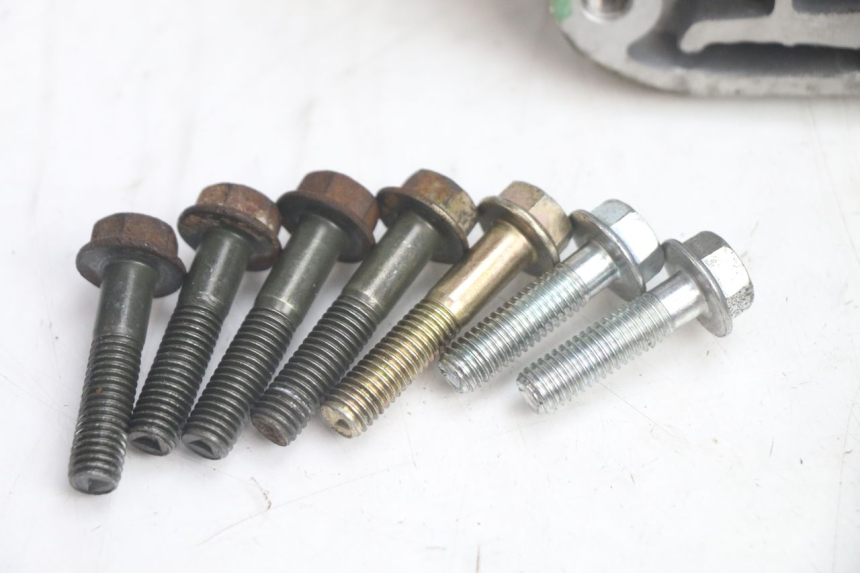photo de WHEEL TRANSMISSION PEUGEOT KISBEE 4T 50 (2018 - 2022) - Surface and material condition