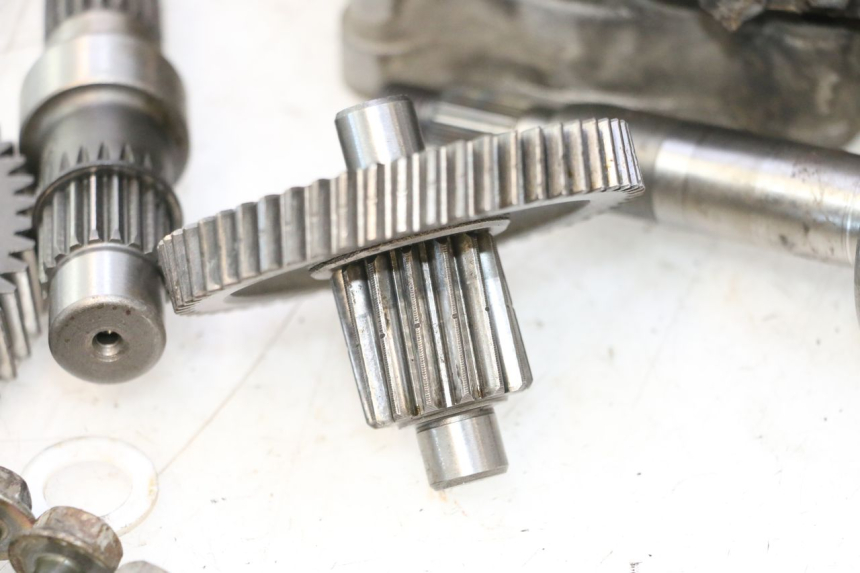 photo de WHEEL TRANSMISSION PEUGEOT KISBEE 4T 50 (2018 - 2022) - Additional view of the item