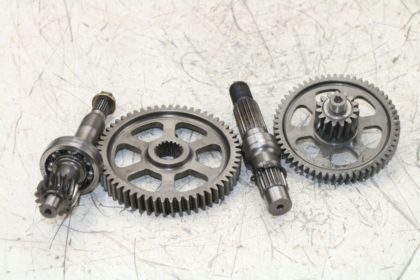 photo de REAR WHEEL SHAFT KYMCO AGILITY CITY 2T 50 (2008 - 2016) - Alternative perspective