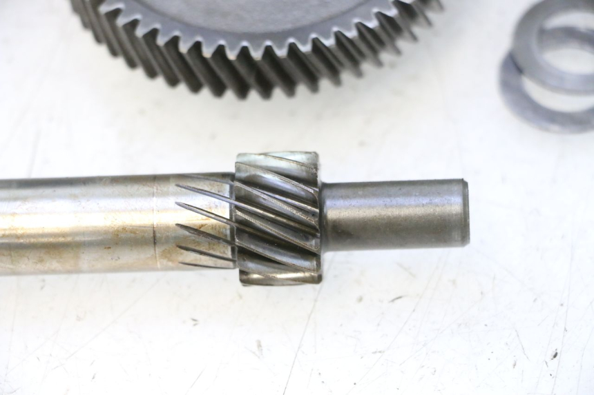 photo de REAR WHEEL SHAFT PIAGGIO LIBERTY 50 (1998 - 2003) - Used quality zoom