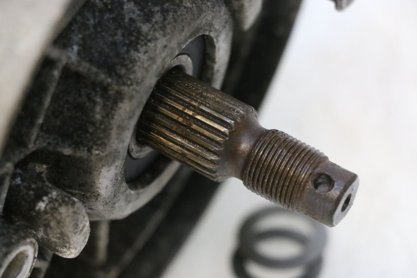 photo de REAR WHEEL SHAFT PIAGGIO LIBERTY 50 (1998 - 2003) - Fixing points details