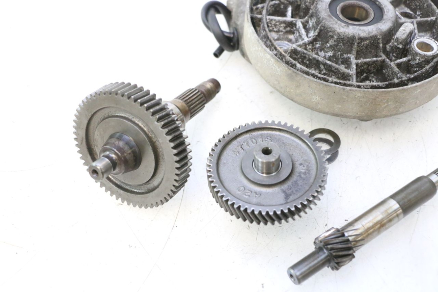 photo de REAR WHEEL SHAFT PIAGGIO LIBERTY 50 (1998 - 2003) - Surface and material condition