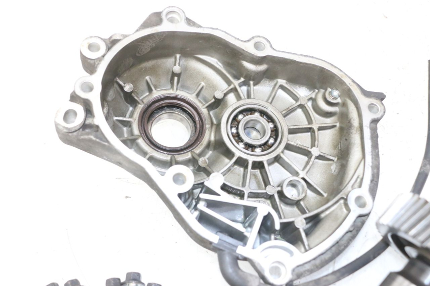 photo de REAR WHEEL SHAFT PIAGGIO MP3 LT 300 (2010 - 2016) - Distinctive features