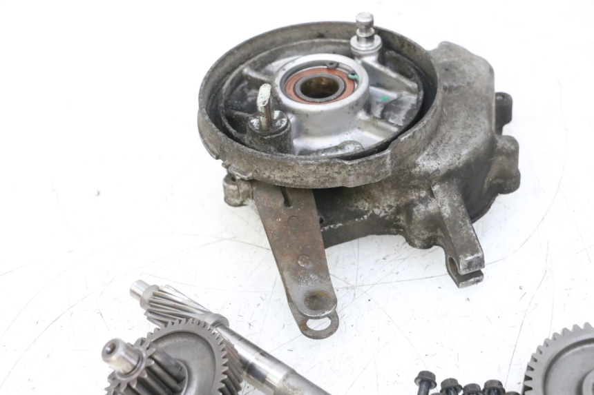 photo de REAR WHEEL SHAFT YAMAHA NEOS NEO'S 4T 50 (2008 - 2016) - High-resolution close-up