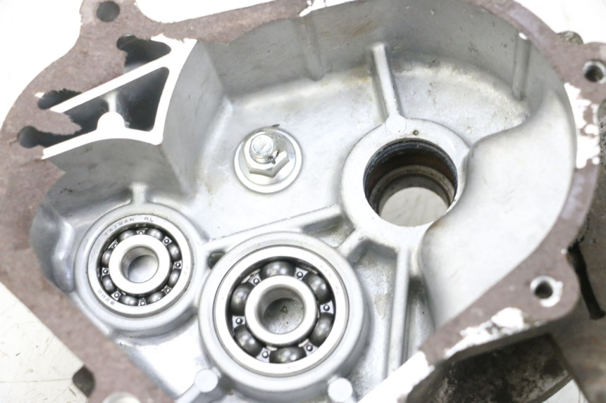 photo de REAR WHEEL SHAFT YAMAHA NEOS NEO'S 4T 50 (2008 - 2016) - Used quality zoom