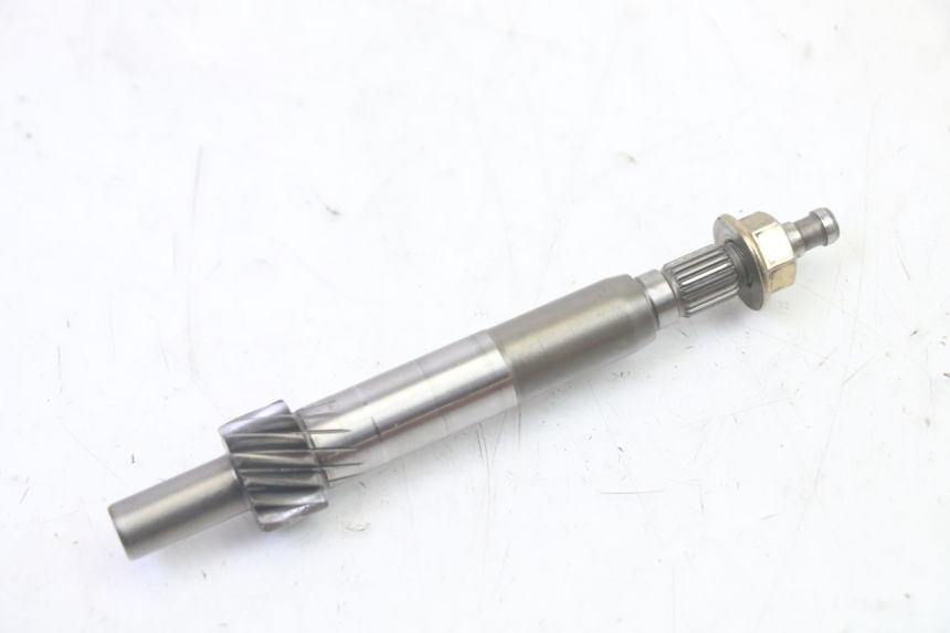 photo de REAR WHEEL SHAFT PIAGGIO NEW TYPHOON 50 (2010 - 2017) - High-resolution close-up