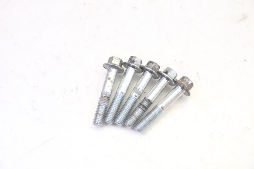 photo de REAR WHEEL SHAFT PIAGGIO NEW TYPHOON 50 (2010 - 2017) - Supplementary product photo