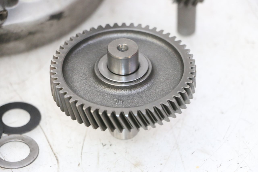 photo de REAR WHEEL SHAFT PIAGGIO NEW TYPHOON 50 (2010 - 2017) - Distinctive features