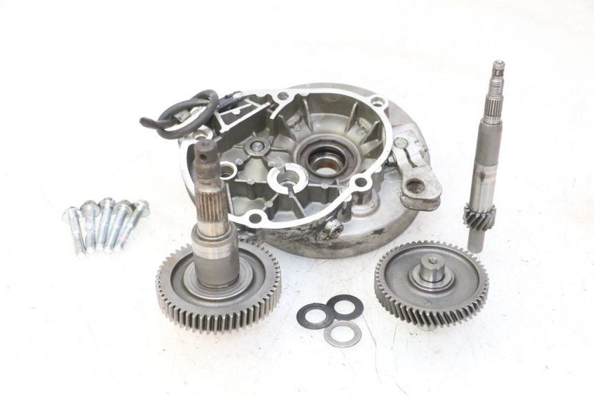 photo de REAR WHEEL SHAFT PIAGGIO NEW TYPHOON 50 (2010 - 2017) - High-resolution close-up