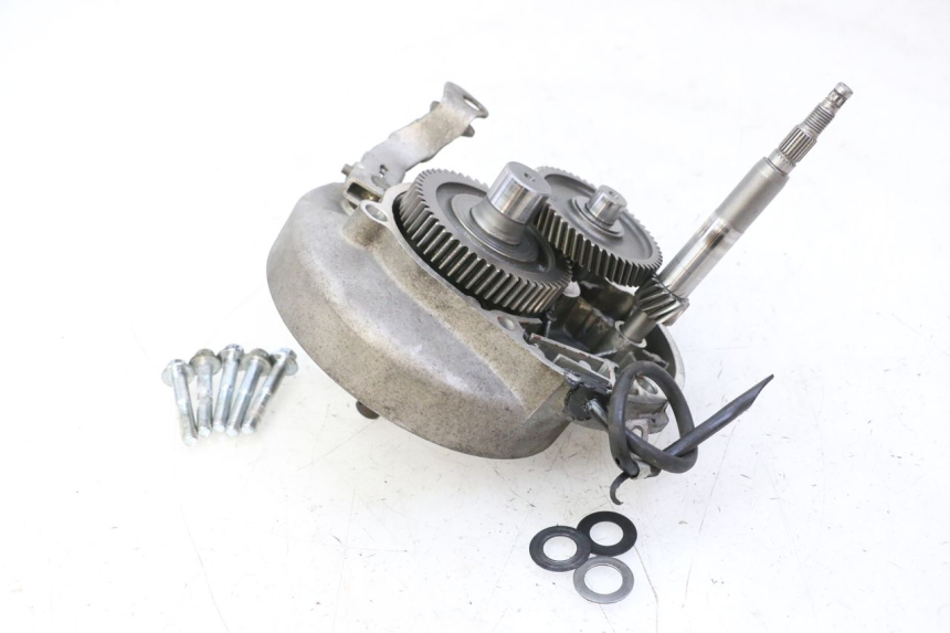 photo de REAR WHEEL SHAFT PIAGGIO NEW TYPHOON 50 (2010 - 2017) - Product overview