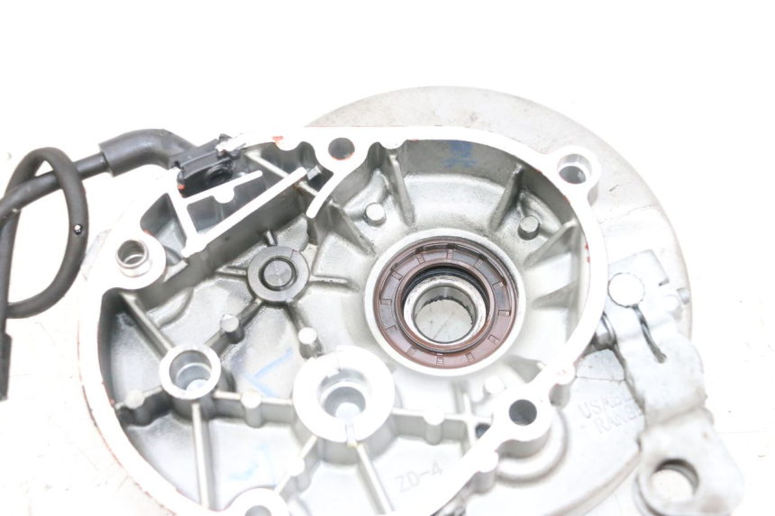 photo de REAR WHEEL SHAFT PIAGGIO NEW TYPHOON 50 (2018 - 2021) - High-resolution close-up