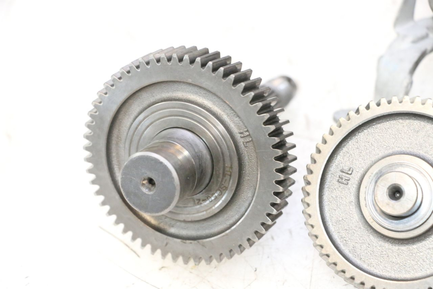 photo de REAR WHEEL SHAFT PIAGGIO NEW TYPHOON 50 (2018 - 2021) - Distinctive features