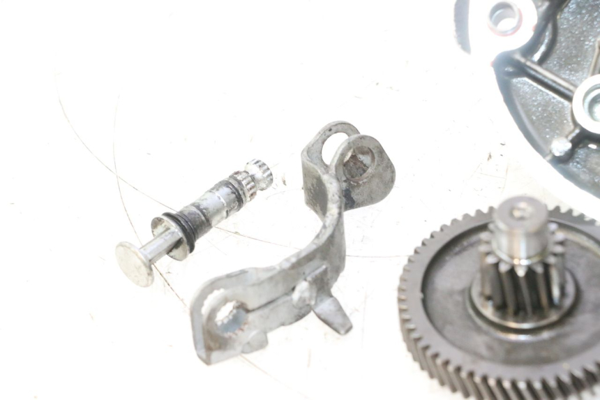 photo de REAR WHEEL SHAFT PIAGGIO NEW TYPHOON 50 (2018 - 2021) - Surface and material condition