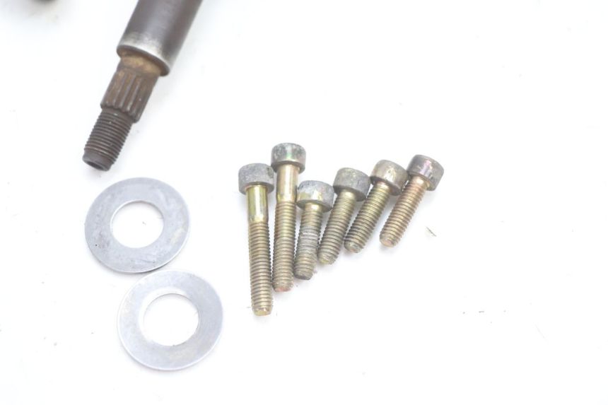 photo de REAR WHEEL SHAFT MBK NITRO 50 (2004 - 2008) - Distinctive features
