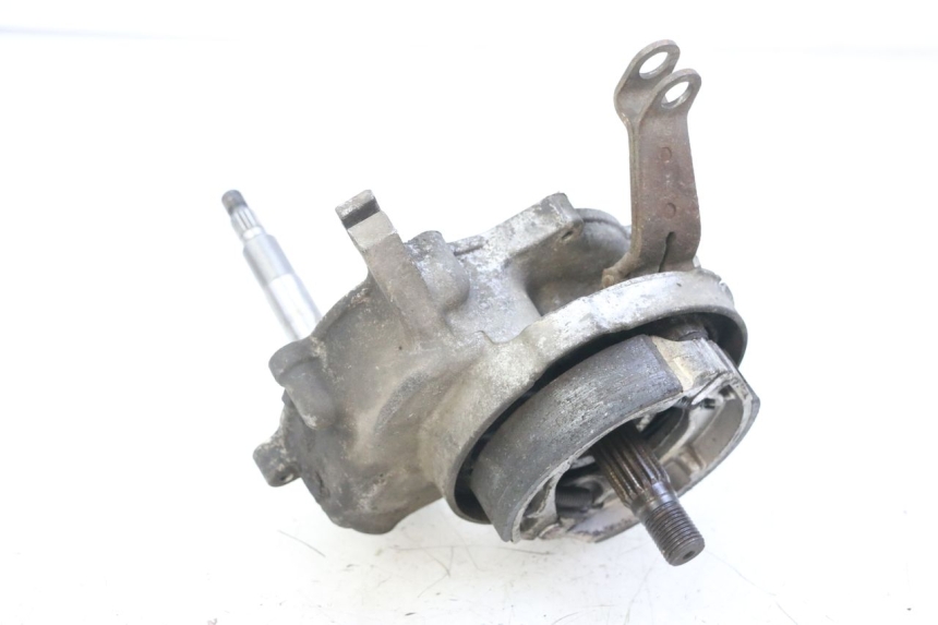 photo de REAR WHEEL SHAFT MBK OVETTO 4T 50 (2008 - 2016) - Component detail