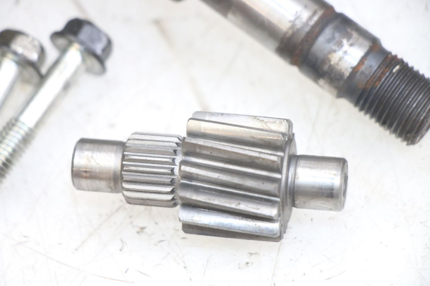 photo de REAR WHEEL SHAFT HONDA PCX (JF28) 125 (2009 - 2011) - Supplementary product photo