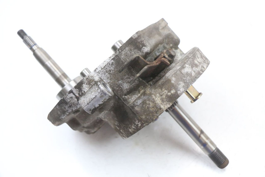 photo de REAR WHEEL SHAFT EUROCKA R8 4T 50 (2013 - 2022) - Checked used part