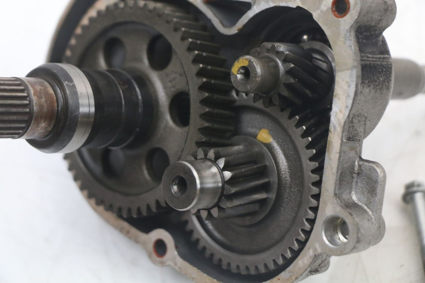 photo de REAR WHEEL SHAFT GILERA RUNNER LC 50 (1997 - 1998) - Distinctive features