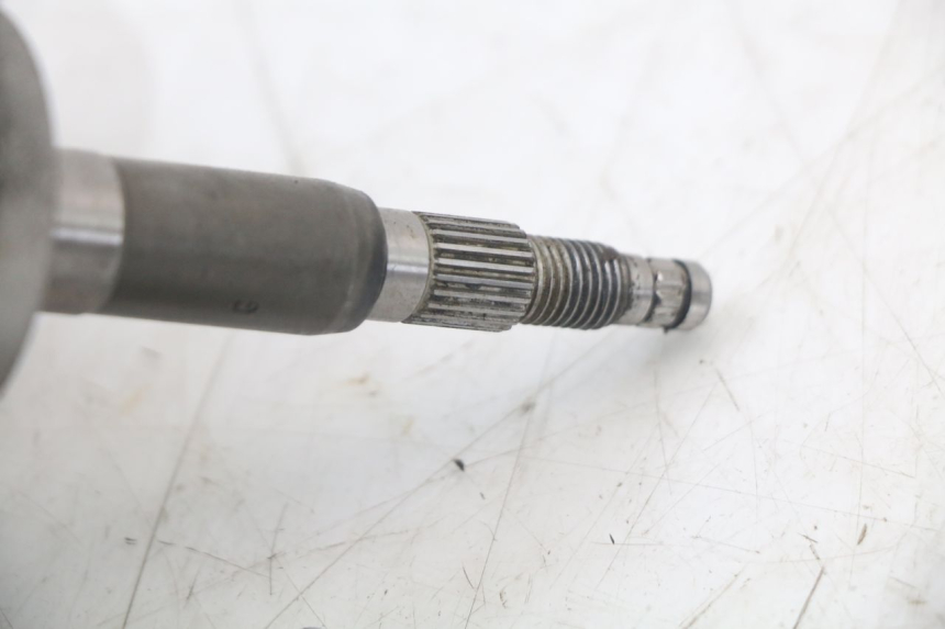 photo de REAR WHEEL SHAFT GILERA RUNNER LC 50 (1997 - 1998) - Component zoom