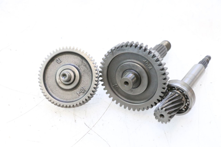 photo de REAR WHEEL SHAFT KEEWAY RY6 2T 50 (2011 - 2019) - Alternative perspective