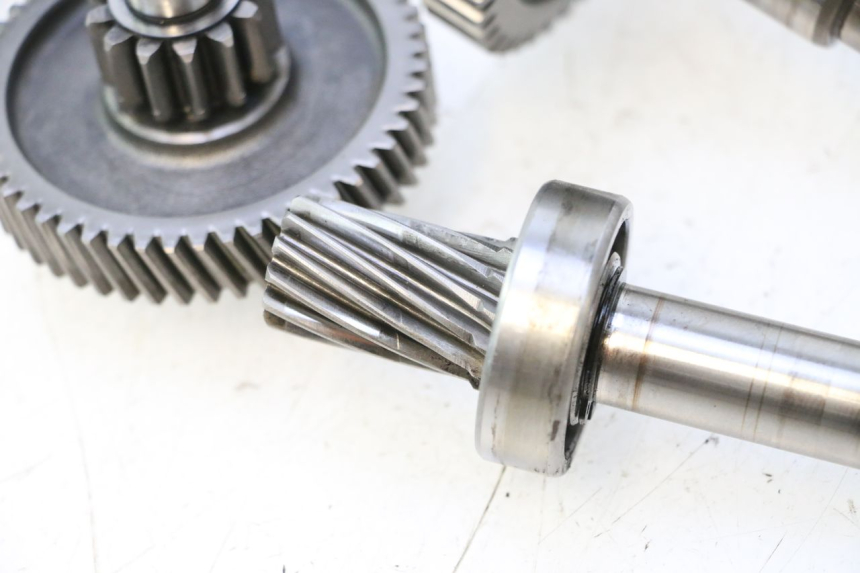 photo de REAR WHEEL SHAFT KEEWAY RY6 2T 50 (2011 - 2019) - Technical close-up
