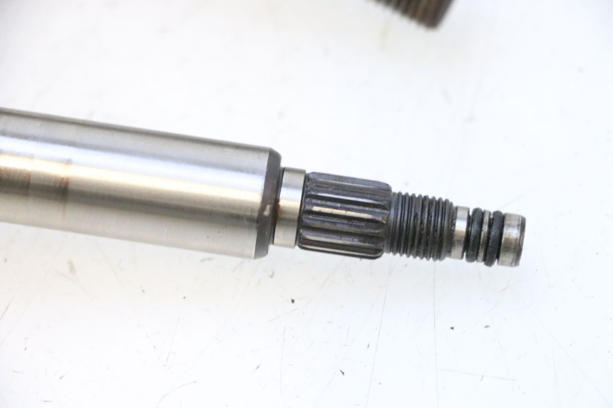 photo de REAR WHEEL SHAFT KEEWAY RY6 2T 50 (2011 - 2019) - Checked used part