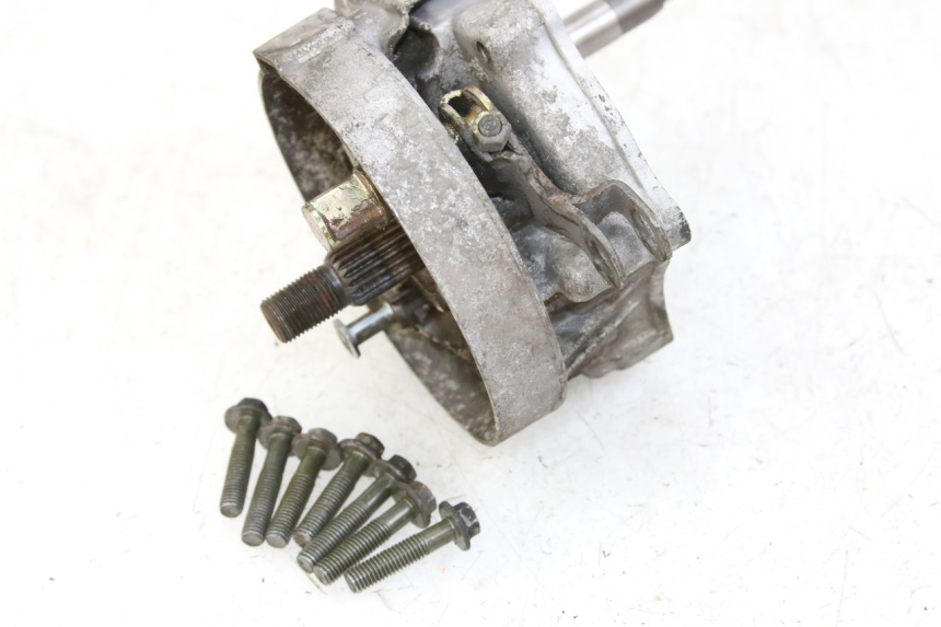 photo de REAR WHEEL SHAFT JM MOTORS SANTANA 50 (2014 - 2023) - Zoom on usage condition