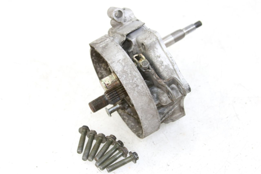 photo de REAR WHEEL SHAFT JM MOTORS SANTANA 50 (2014 - 2023) - Technical close-up