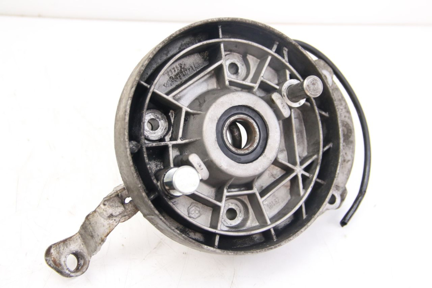 photo de WHEEL TRANSMISSION APRILIA SCARABEO 4T 50 (2009 - 2017) - Fixing points details