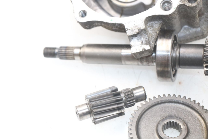 photo de REAR WHEEL SHAFT HONDA SCV LEAD 100 (2003 - 2007) - Component detail