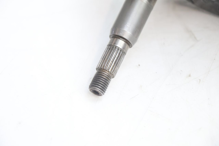 photo de REAR WHEEL SHAFT PEUGEOT SPEEDFIGHT 2 AC 50 (2000 - 2009) - Surface and material condition