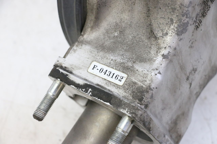 photo de REAR WHEEL SHAFT HONDA ST PAN EUROPEAN 1300 (2002 - 2013) - Component detail