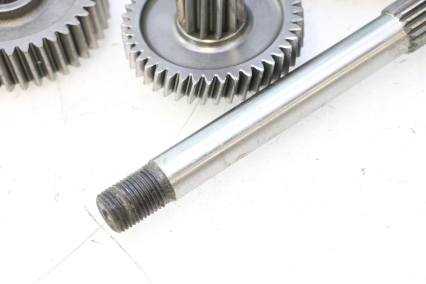 photo de REAR WHEEL SHAFT RAZZO STEED 125 (2012 - 2018) - Focus on structure