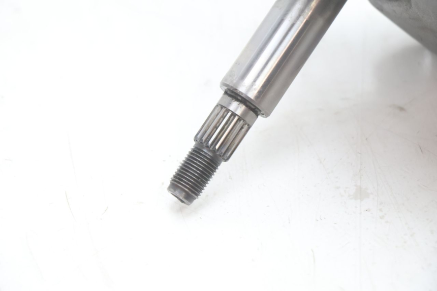 photo de REAR WHEEL SHAFT MBK STUNT NAKED 50 (2004 - 2018) - Checked used part