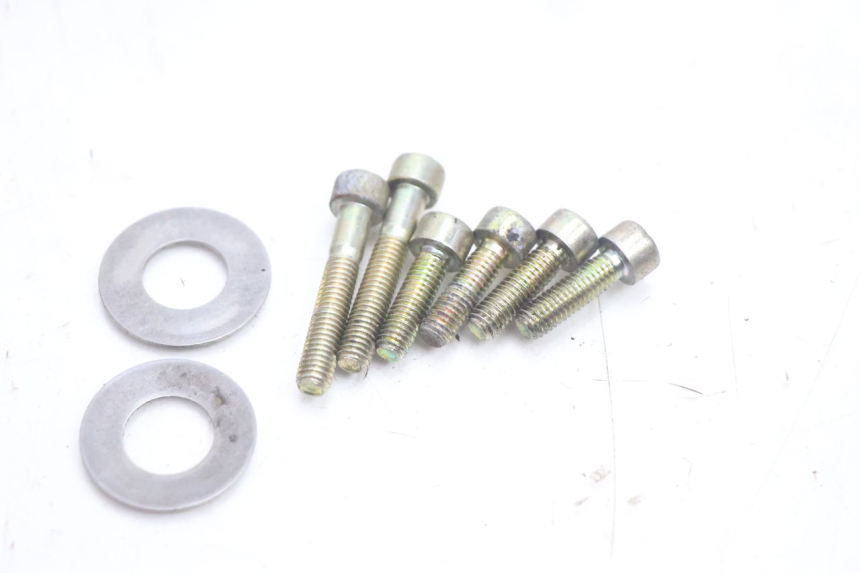 photo de REAR WHEEL SHAFT MBK STUNT NAKED 50 (2004 - 2018) - Additional view of the item