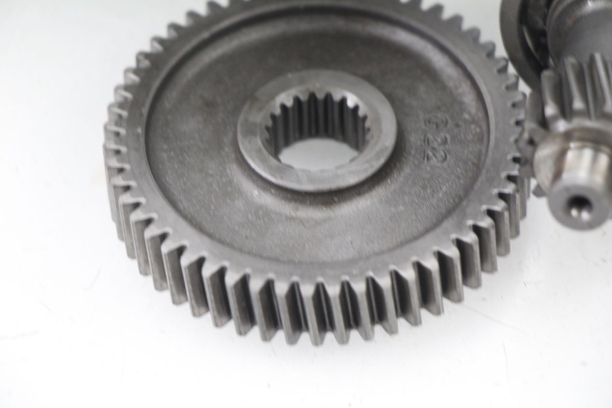 photo de REAR WHEEL SHAFT SYM TONIK 125 (2010 - 2014) - Additional view of the item