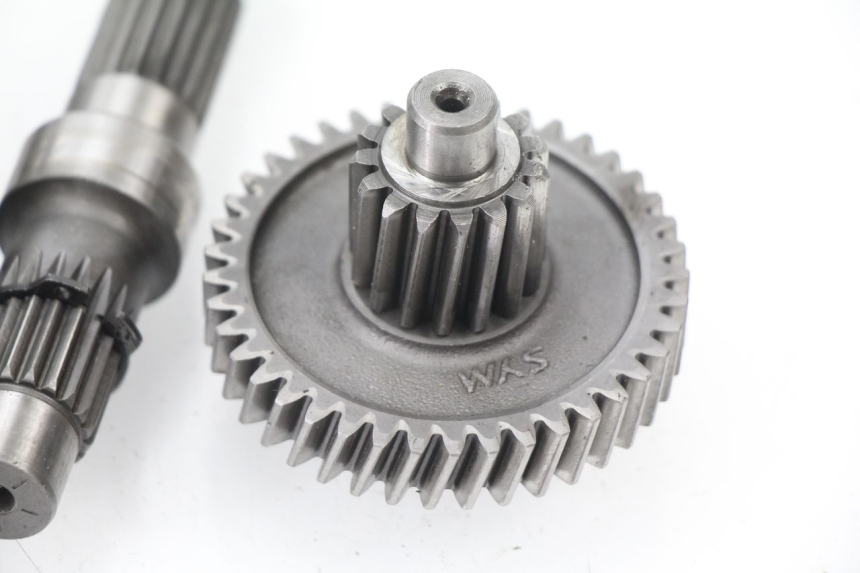 photo de REAR WHEEL SHAFT SYM TONIK 125 (2010 - 2014) - Component zoom