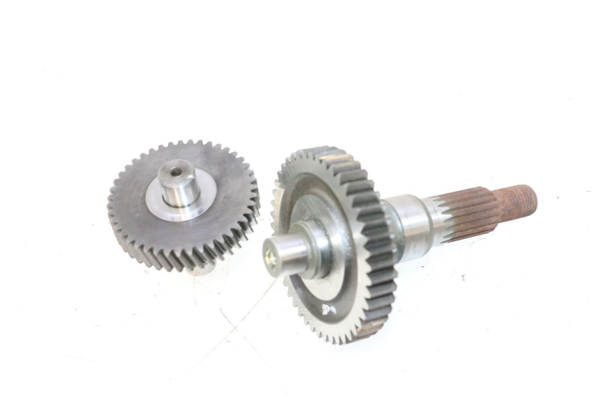 photo de REAR WHEEL SHAFT PEUGEOT TREKKER 50 (1995 - 2004) - Alternative perspective