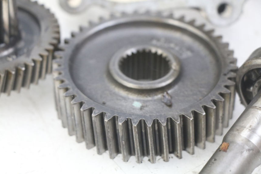 photo de REAR WHEEL SHAFT PEUGEOT TWEET 125 (2010 - 2017) - High-resolution close-up