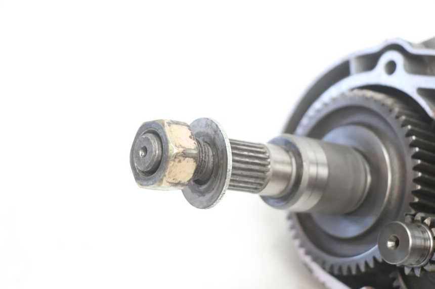 photo de REAR WHEEL SHAFT PIAGGIO TYPHOON 50 (2000 - 2009) - Zoom on usage condition