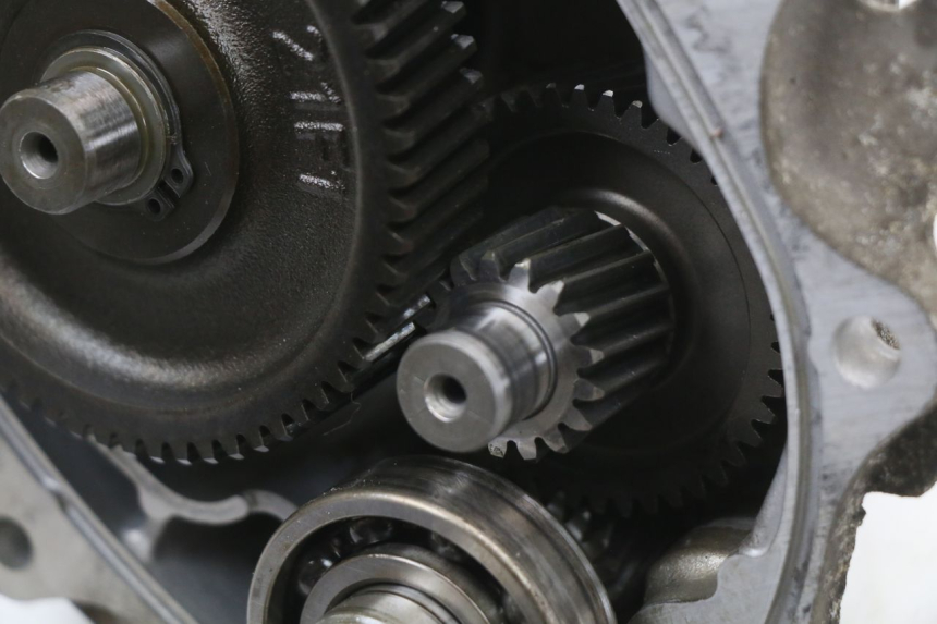 photo de REAR WHEEL SHAFT SUZUKI UH BURGMAN 125 (2002 - 2006) - Alternative perspective