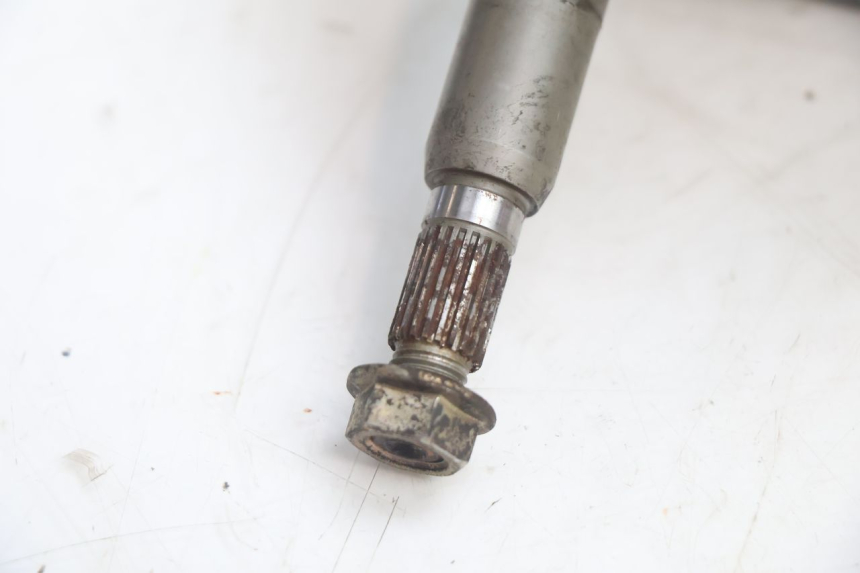 photo de REAR WHEEL SHAFT PEUGEOT VIVACITY 50 (2004 - 2009) - Technical close-up