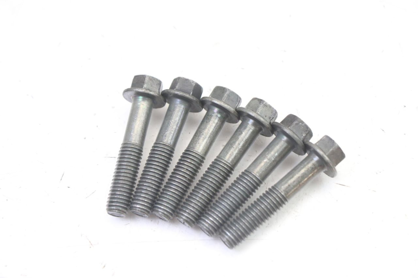 photo de WHEEL TRANSMISSION YAMAHA XMAX X-MAX 125 (2006 - 2009) - Fixing points details