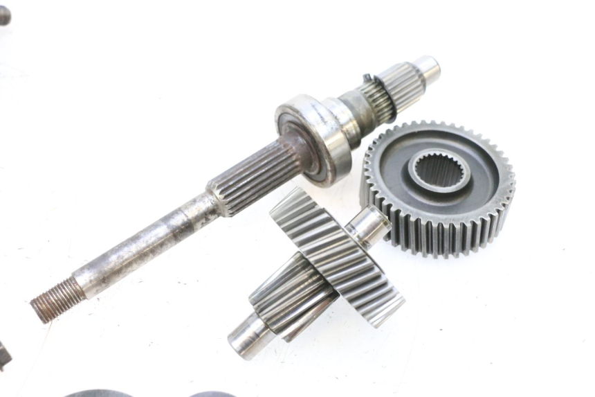 photo de REAR WHEEL SHAFT YAMAHA X-MAX XMAX 125 (2010 - 2013) - Surface and material condition