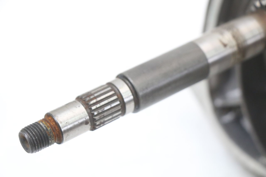 photo de REAR WHEEL SHAFT PIAGGIO X8 125 (2004 - 2007) - Checked used part