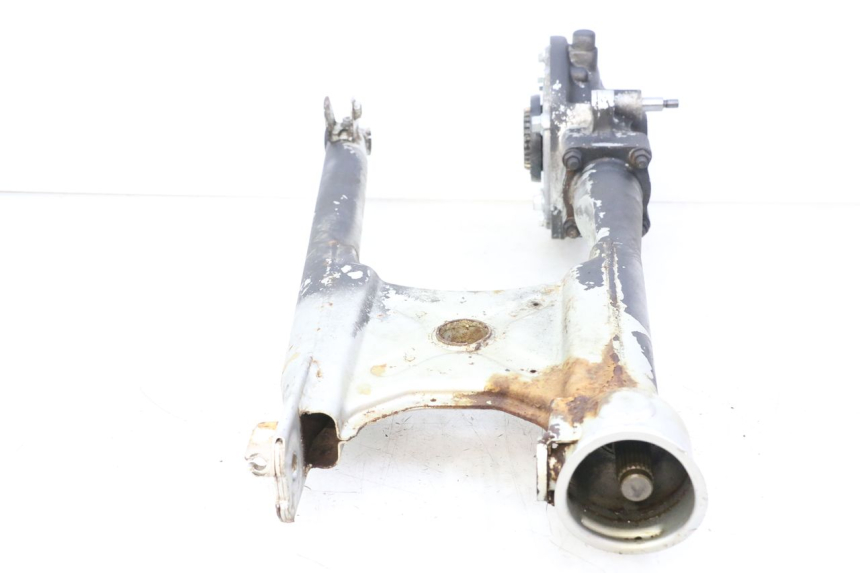 photo de REAR WHEEL SHAFT YAMAHA XV VIRAGO 535 (1988 - 2004) - High-resolution close-up