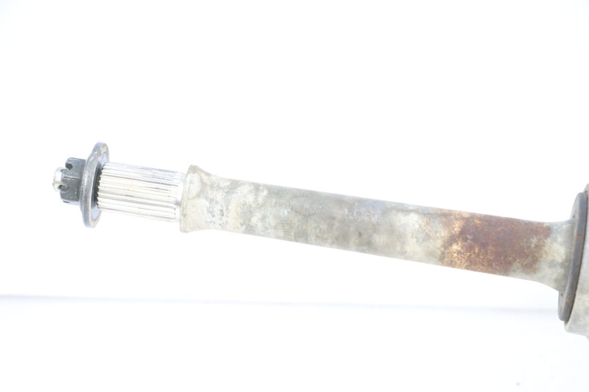 photo de REAR WHEEL SHAFT YAMAHA YFM BRUIN 350 (2003 - 2009) - Zoom on usage condition