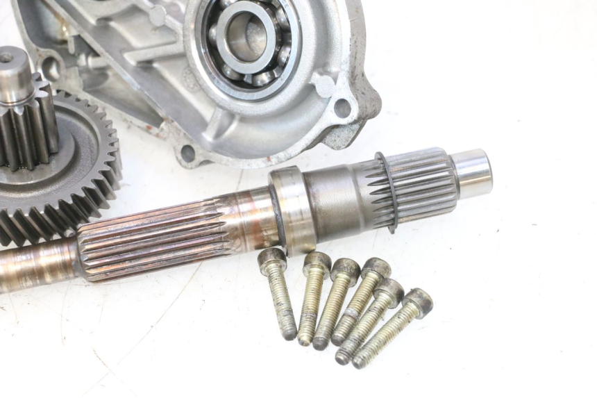 photo de WHEEL TRANSMISSION YAMAHA YP MAJESTY 125 (2002 - 2006) - High-resolution close-up