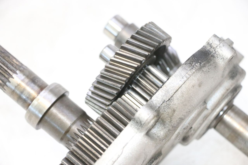 photo de REAR WHEEL SHAFT YAMAHA YP MAJESTY 125 (2007 - 2010) - Alternative perspective
